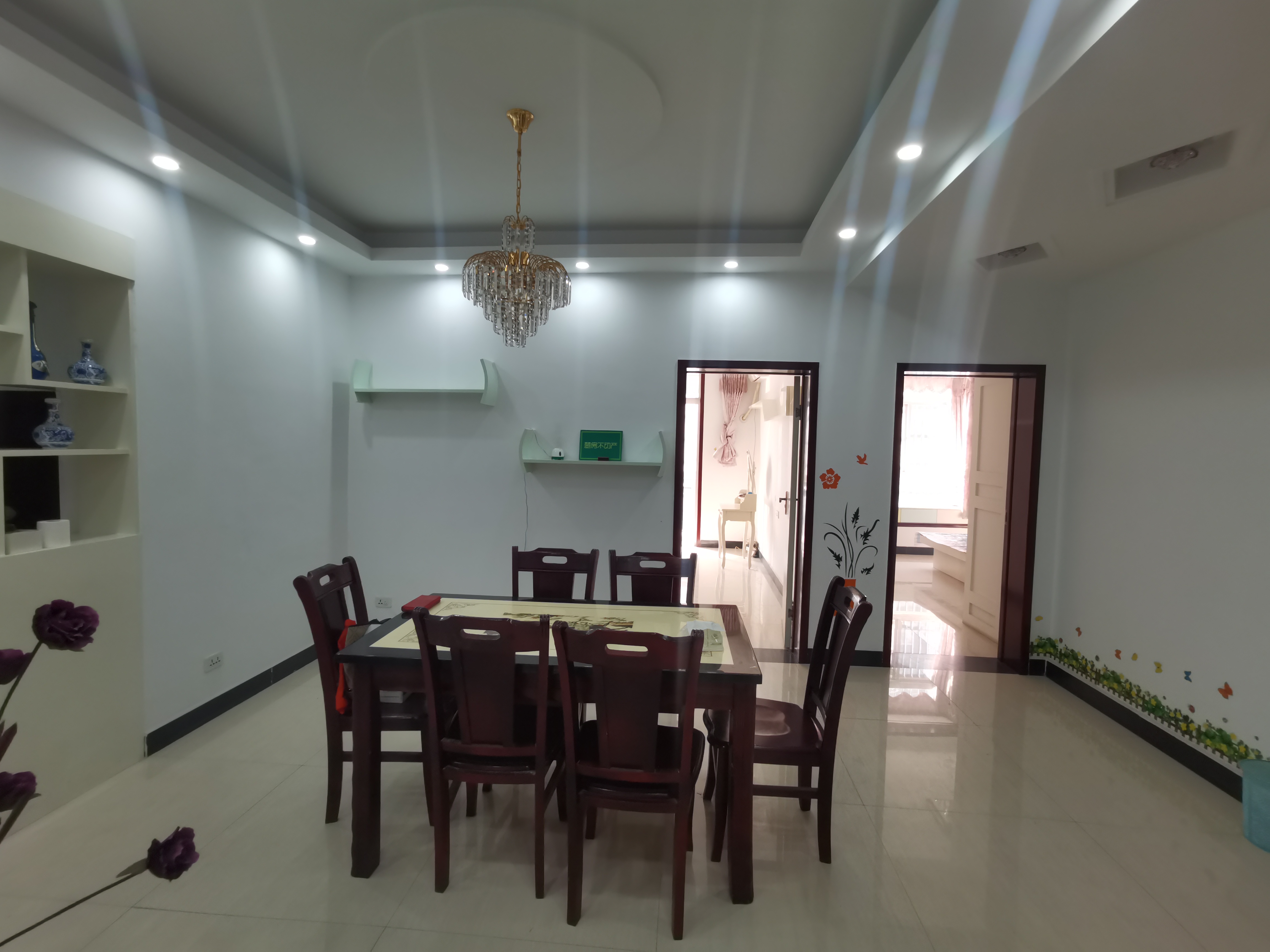 水岸人家精装大三房环境优美空气清新