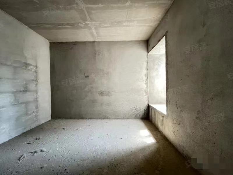 捡漏捡漏！！！风和日丽，新三中旁，二房，送车位，契税满二，25楼好楼层