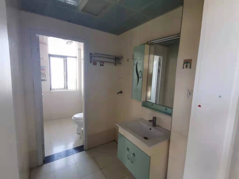 捡漏，三丰鼎城，小高层，精装两房+阳光房露台，证满二