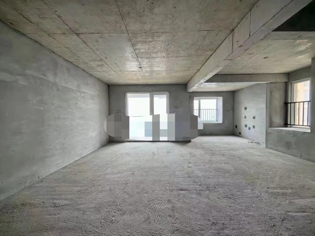 17，降价了，满庭春毛坯三房，单价4800，,中间楼层，证满二 ，业主急售  看中可谈