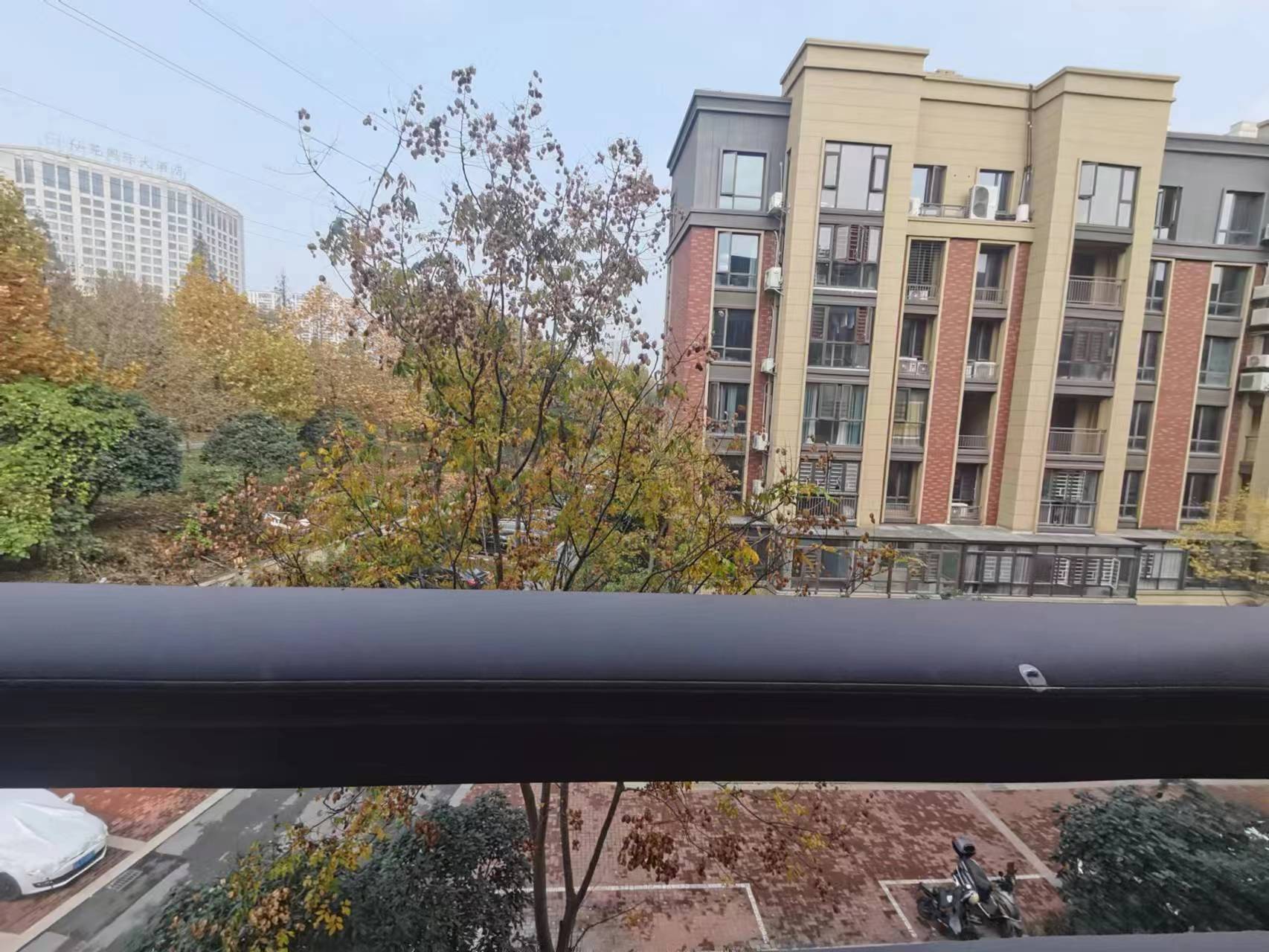 绿地香格里拉.步梯小洋房.南北通透双阳台.看房方便