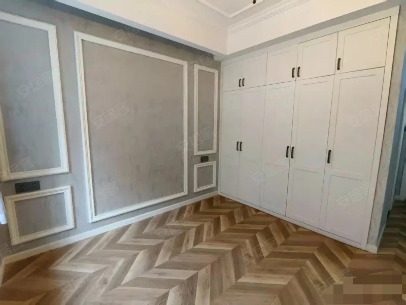 捡漏，时代天骄，精装电梯房，单价3700，大边户，小高层，采光好