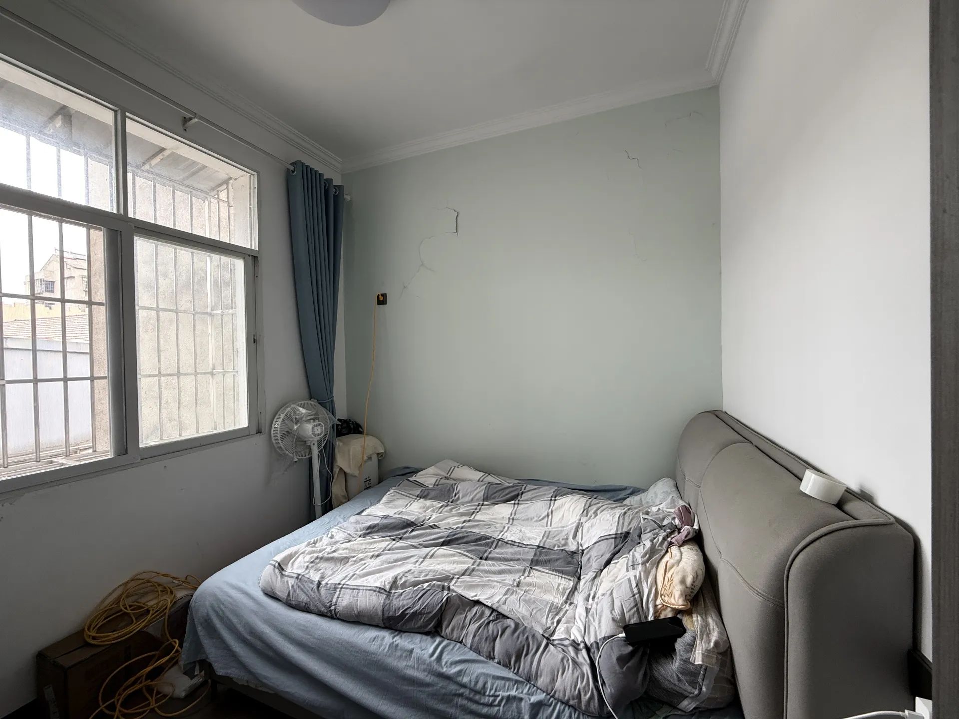 养老看过来，西桥，装修9成新，步梯2楼，精装三房，证满二