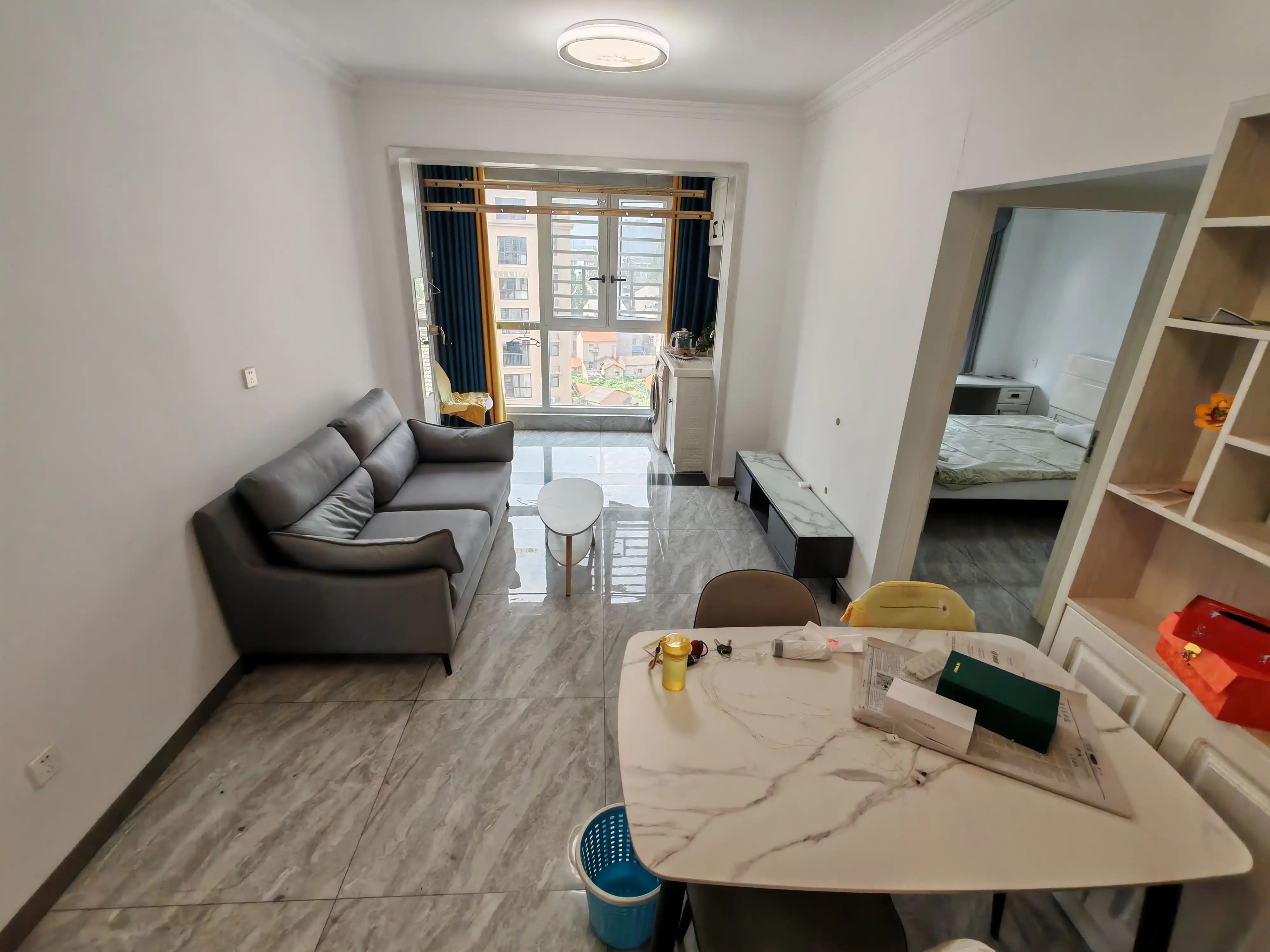 捡漏，新八中旁，沔阳学府园，电梯好楼层，精装两房，证满二