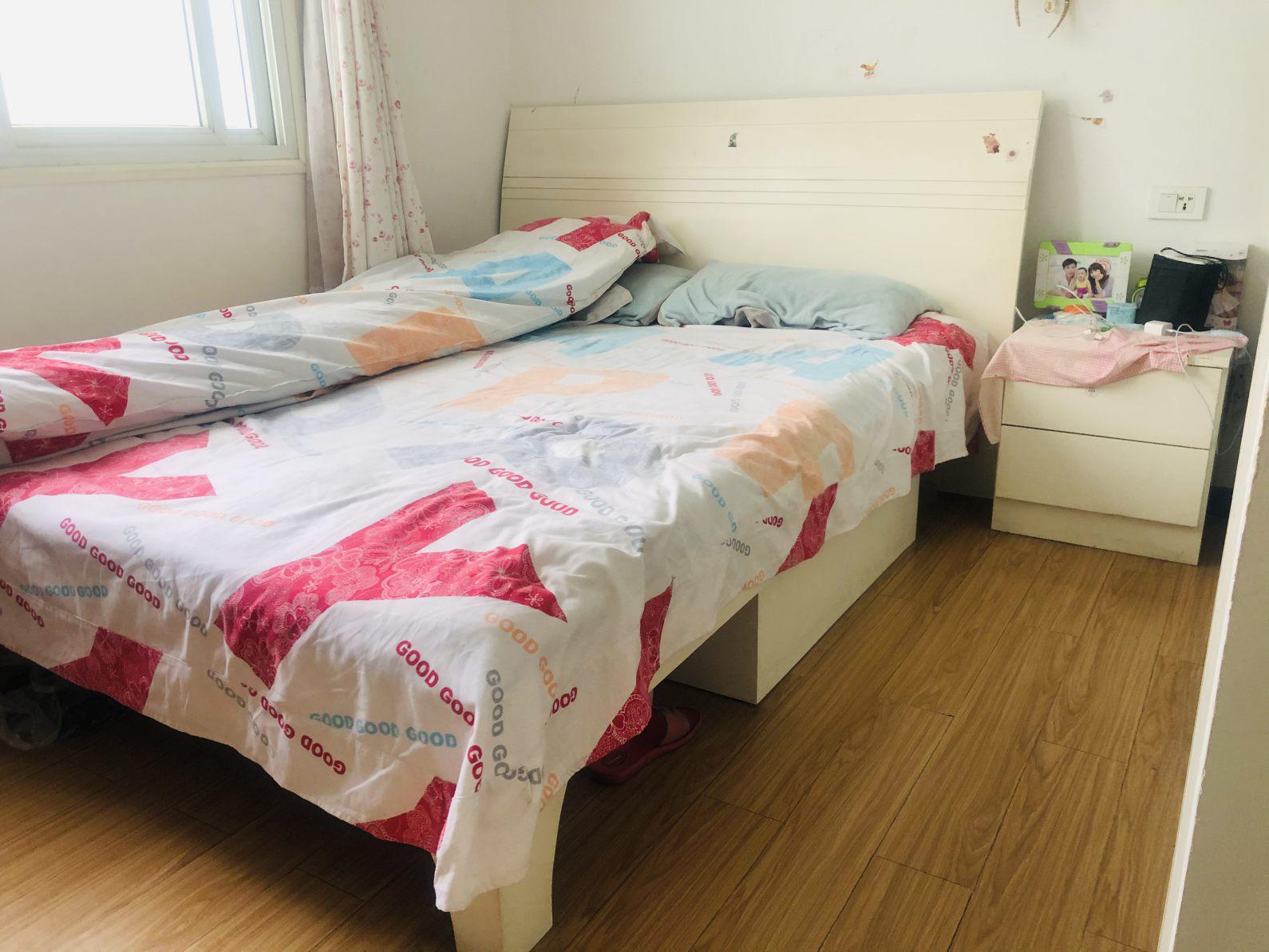 仙桃新车站附近，精装三房，看房方便