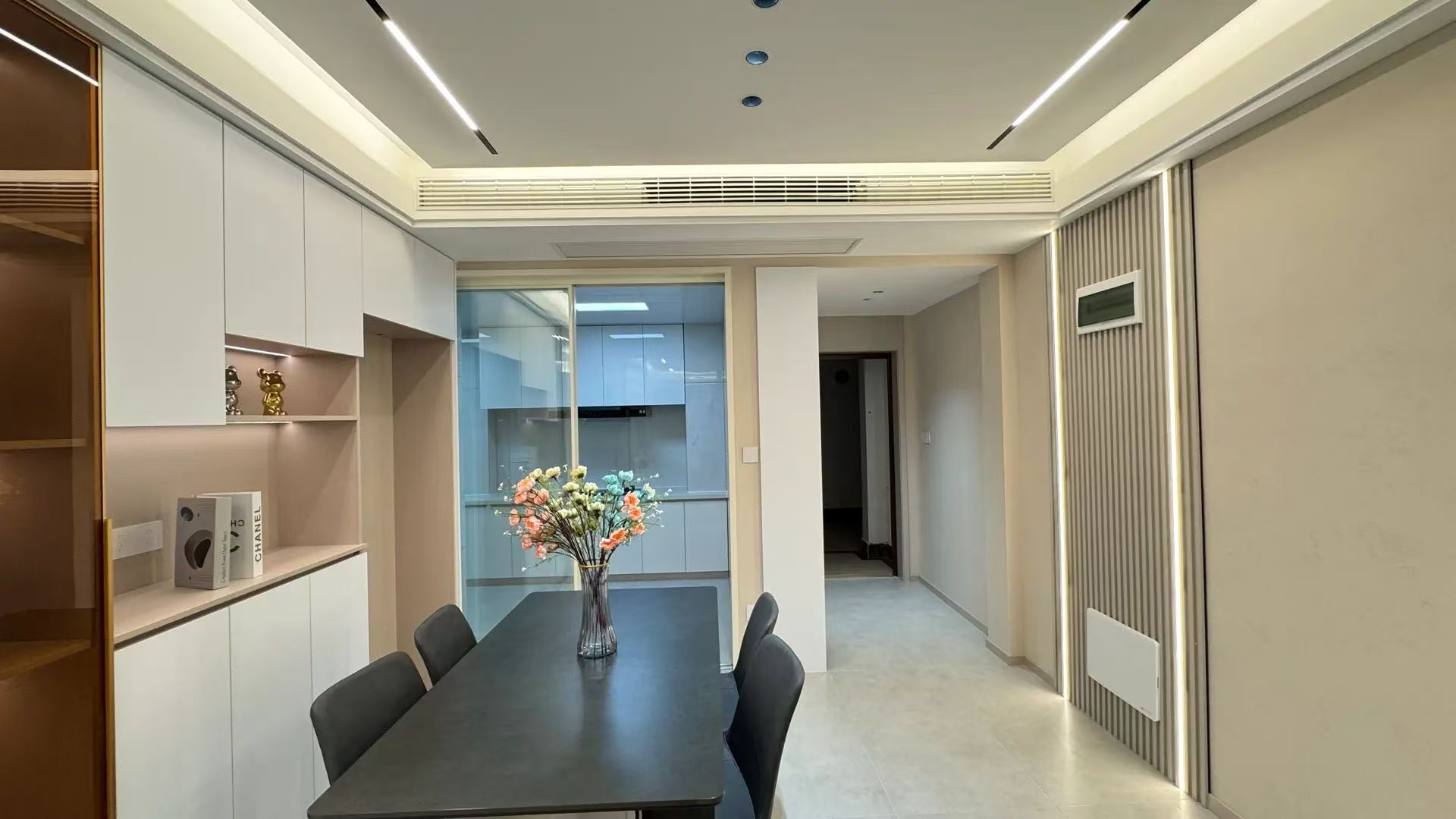 降价了，城南，御湖世家，精装三房两卫，带车位，好楼层，捡漏