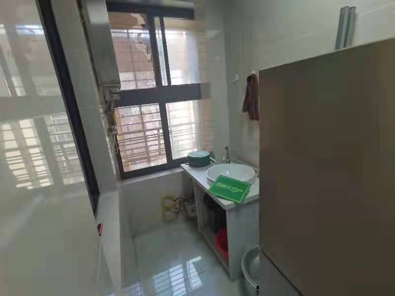 新三中对面元泰未来城精装修2房9层新可以贷款看房方便