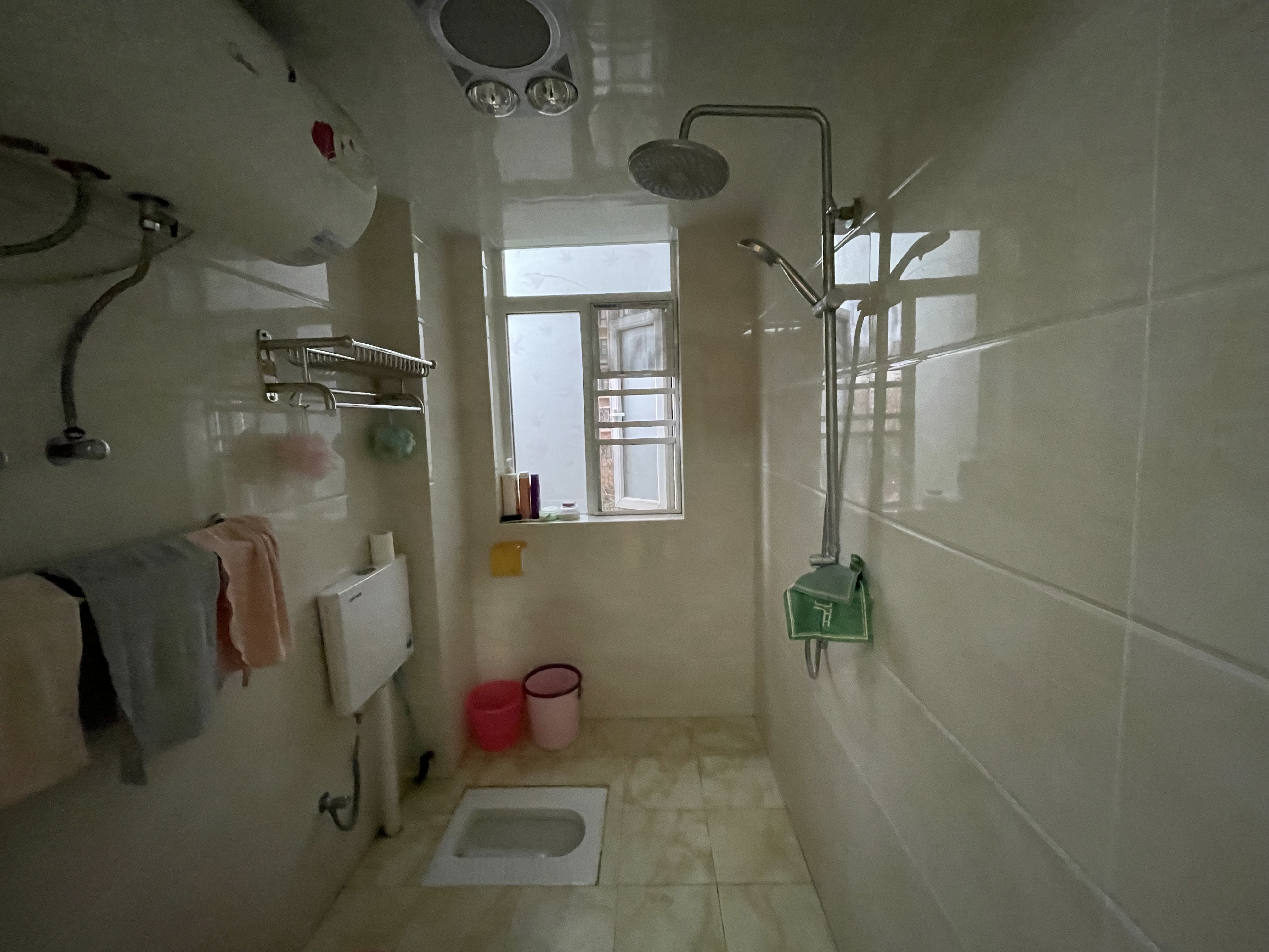 森林国际.精装三房.双卫生间.拎包入住.看房方便.小区环境好