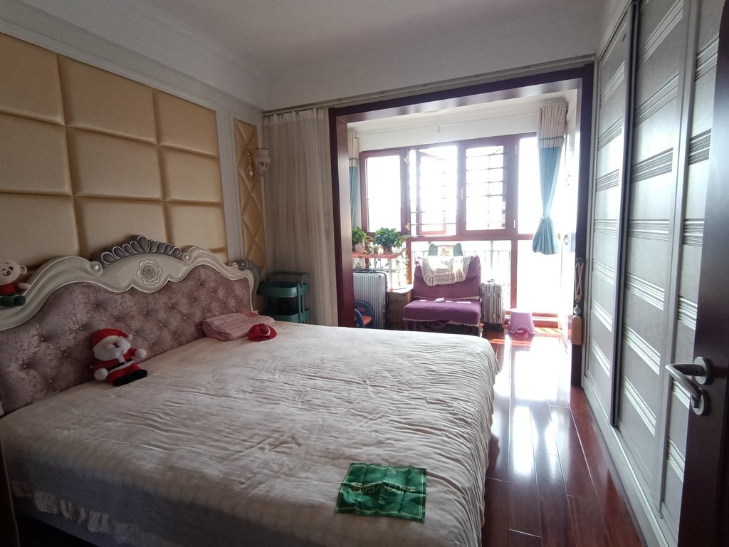 新城一号五期全屋品牌定制精装大三房证件满二看房方便