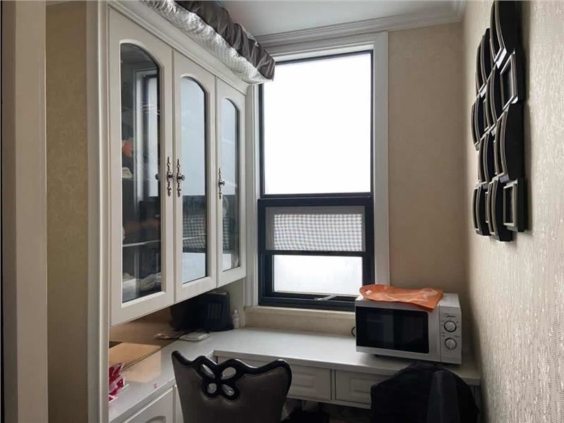 急售性价比高元泰未来城电梯中间楼层看房方便采光好