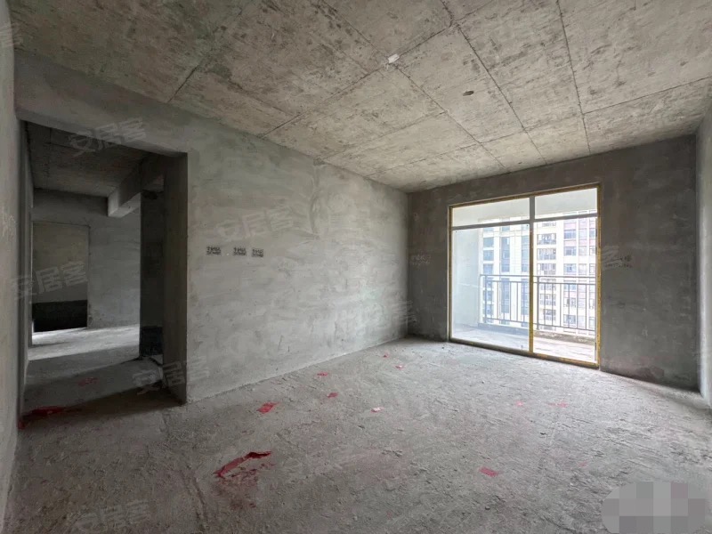 捡漏，城南，蓝天新城，单价4800，电梯好楼层，诚心出售