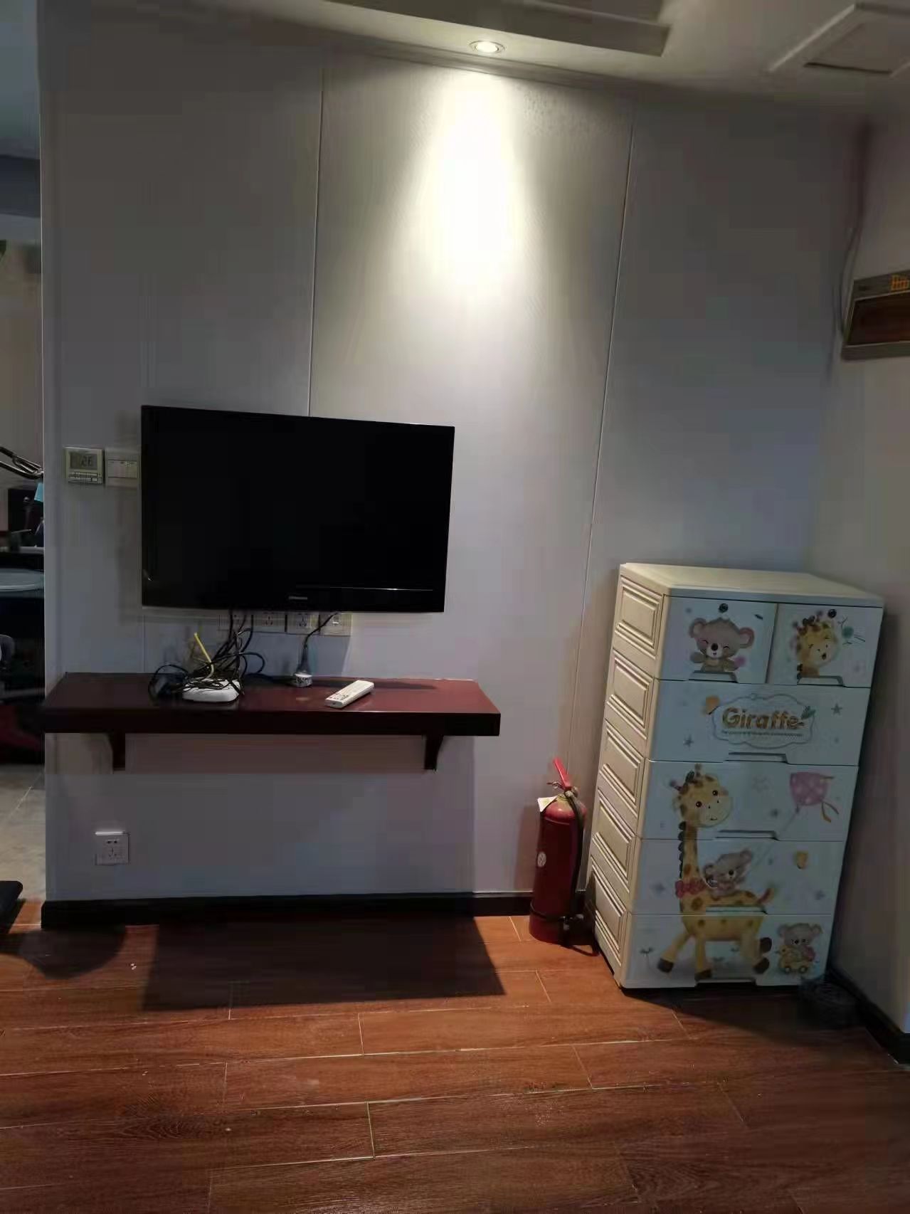 凯宾斯精装修出租拎包入住出门方便购物菜场来看属于你的小窝哦