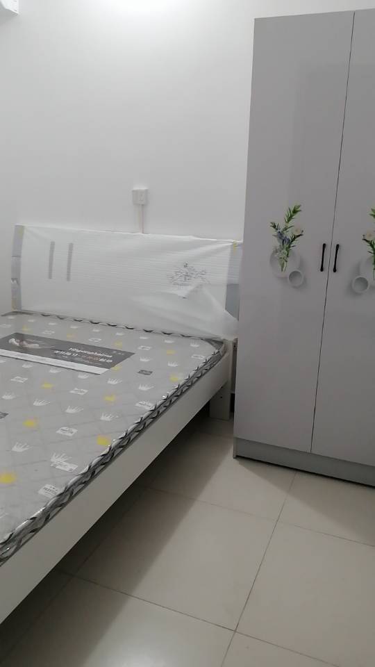 一中旁漫城林语对面