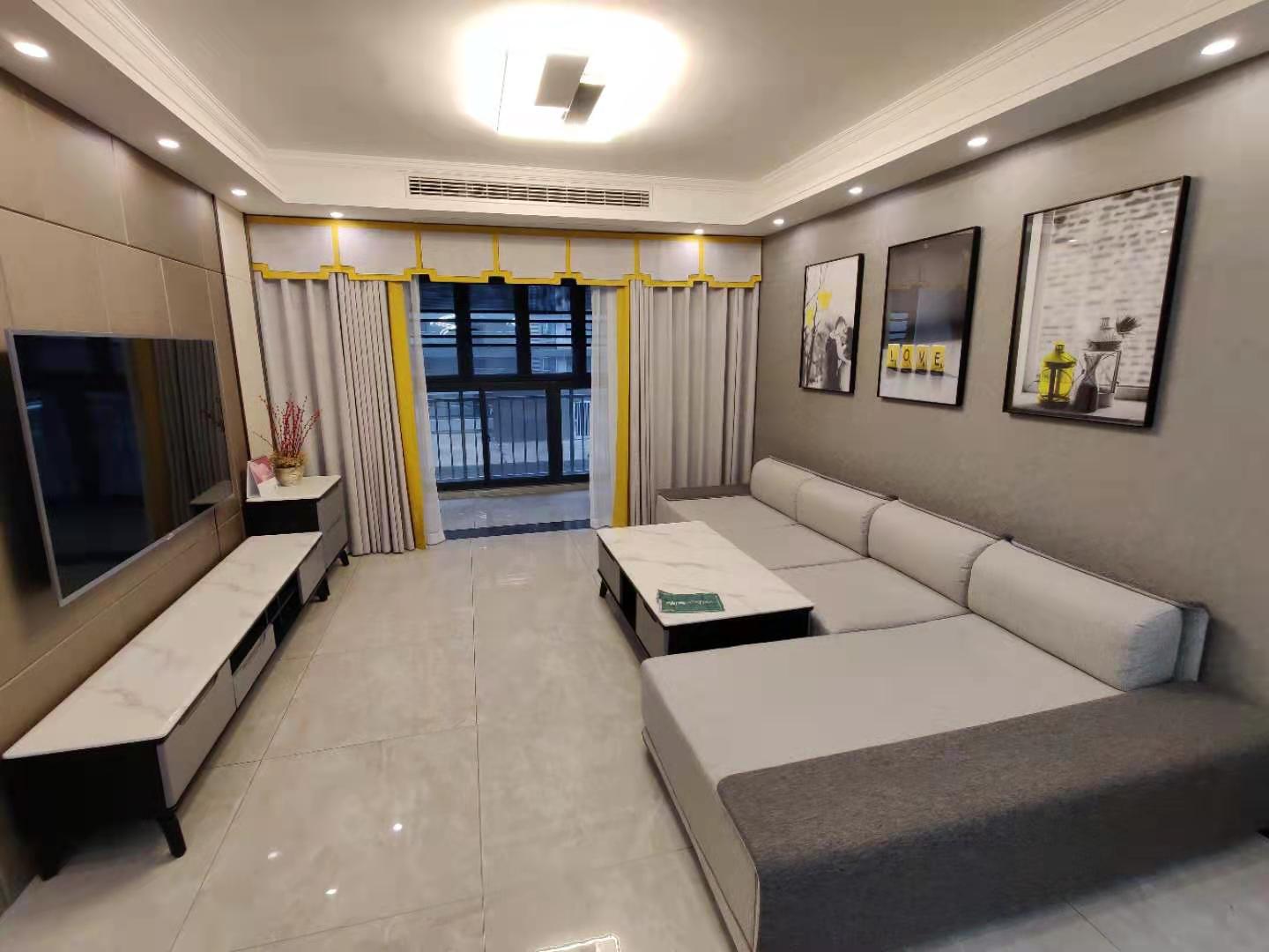 光明华府 商城周边 优秀地段  校优质 出行公交方便  装修新 直接住