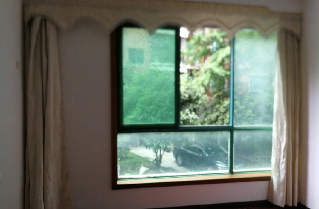 青青家园(仙桃大道53号)3室2厅2卫好楼层边套一梯两户