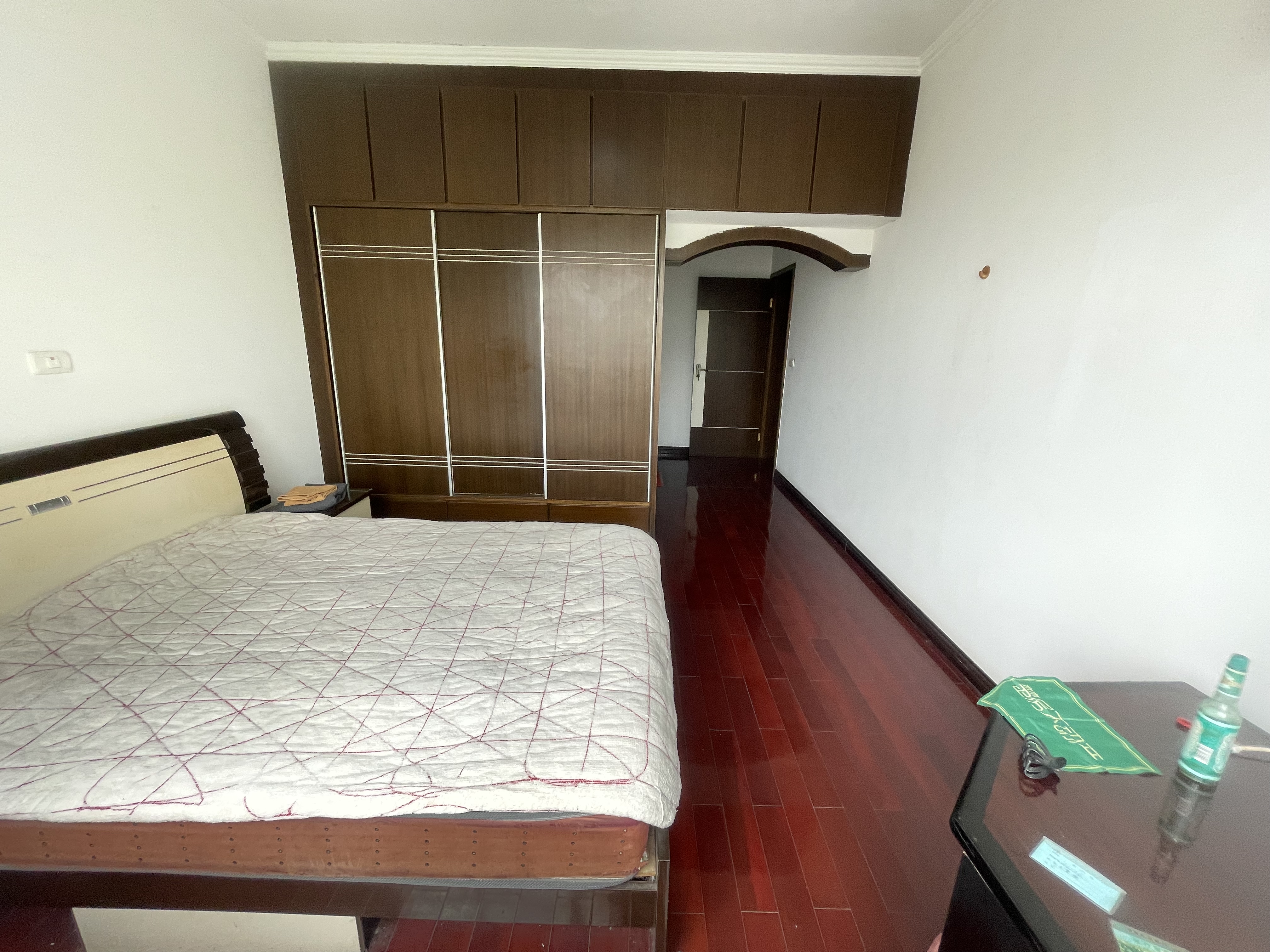 德政园.枫丹苑.小区配套成熟.诚意出售