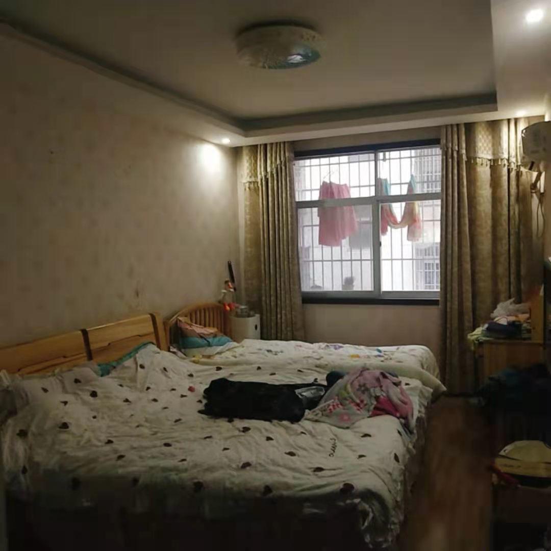 步行街旁，祥云佳园,单价3200，速度喽