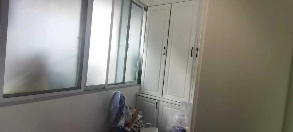 春江花园.精装三房.小区有出场好停车.房子成色新