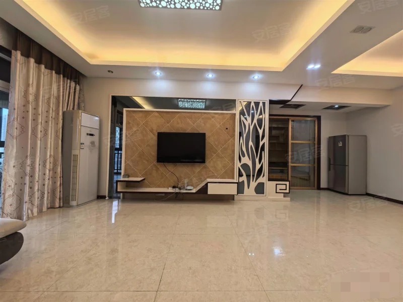 379，急售，捡漏，三丰鼎城，电梯小高层，精装三房，中间好楼层，证满二