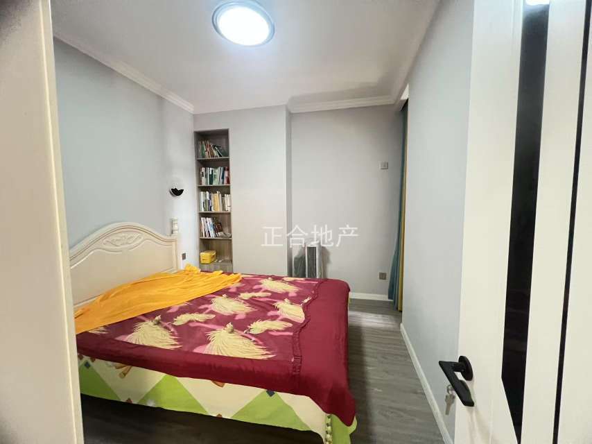 捡漏，城南忠心，精装三房，单价5000，电梯好楼层，12楼，成色新