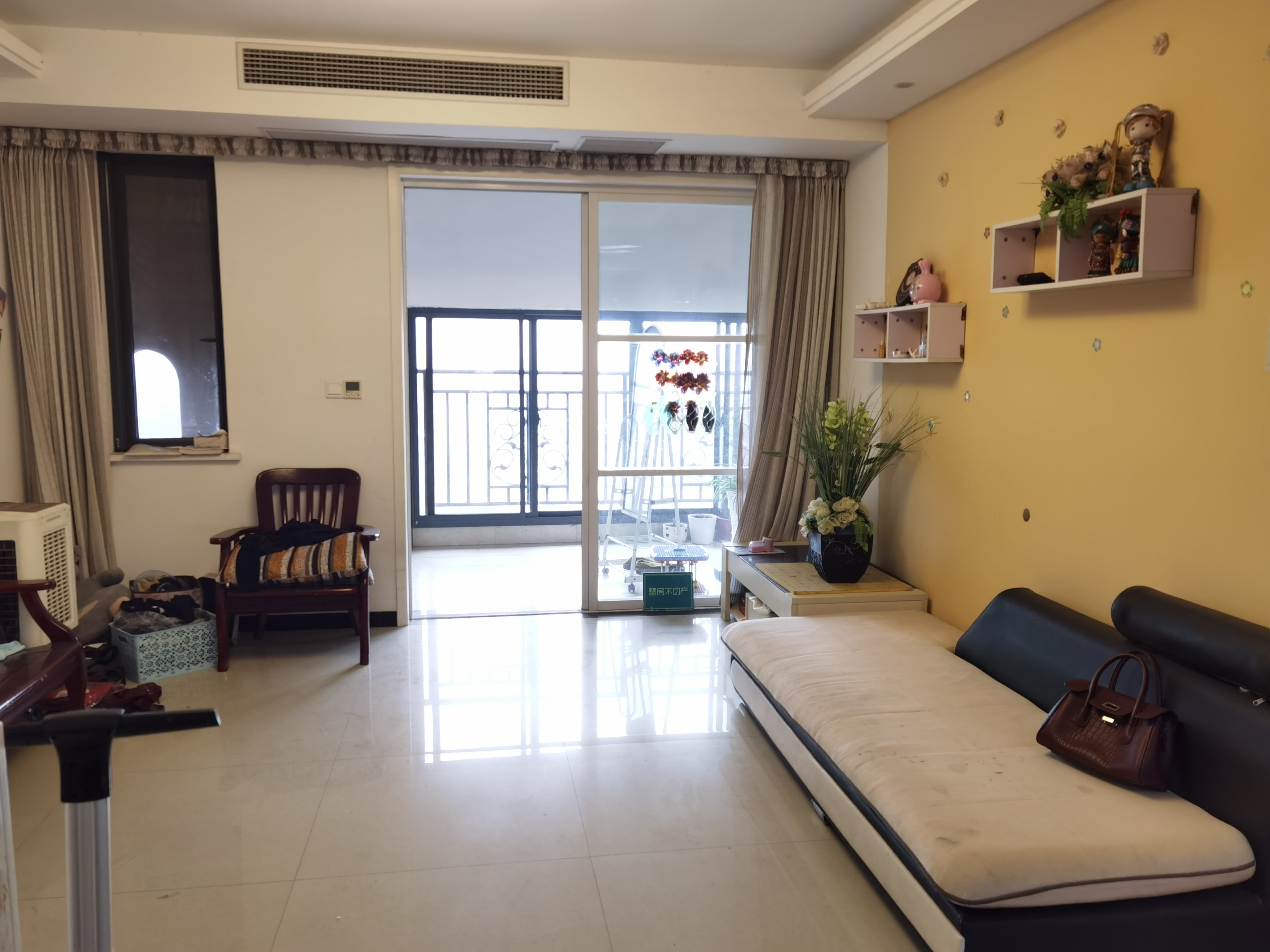 绿地华庭 电梯复式买一层 送一层      赠送面积多   精装大5房    诚意出售