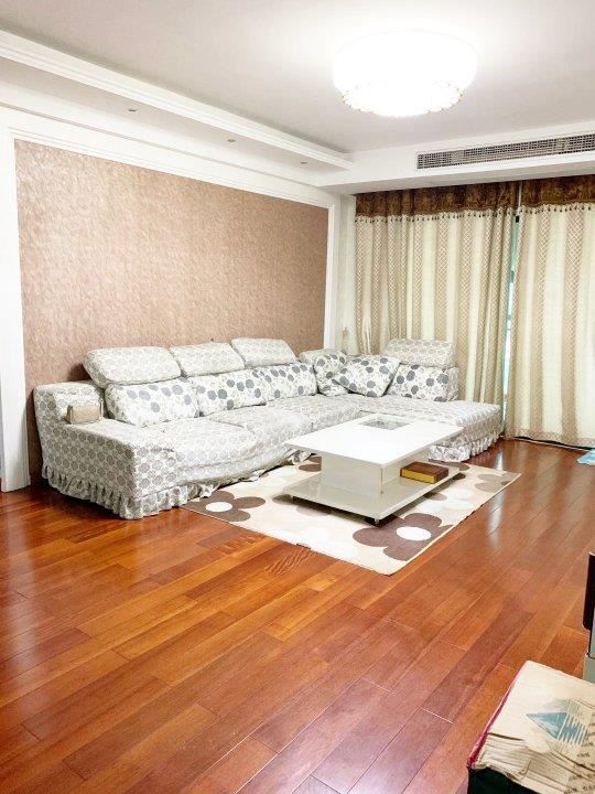 75万锦绣龙城满二 住房南北通透3室2厅房东急置装修卖毛坯价