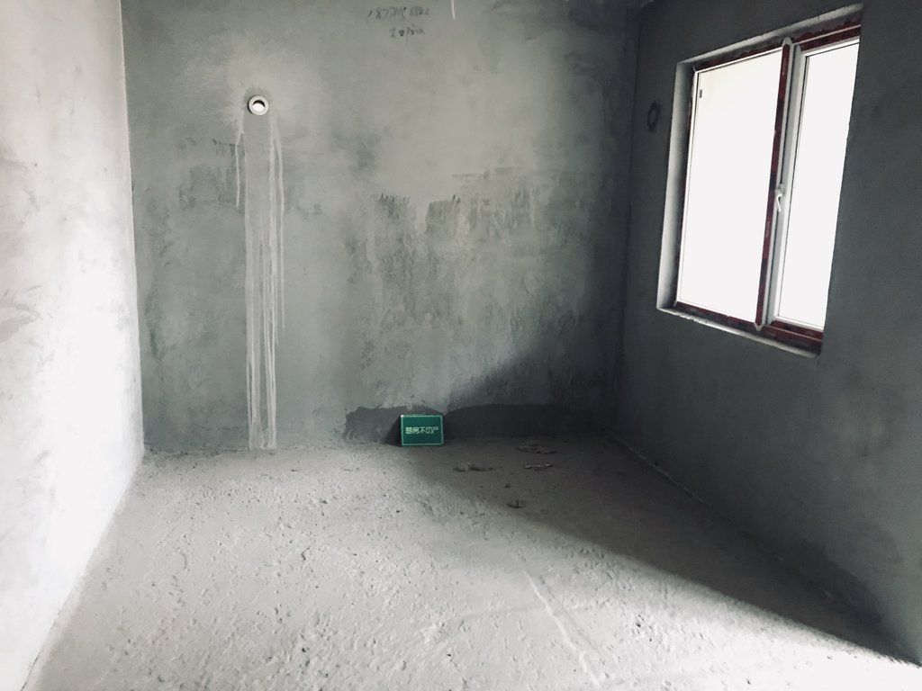 城西大盘锦绣江山优质物业管理毛坯小三房超好楼层采光通风佳