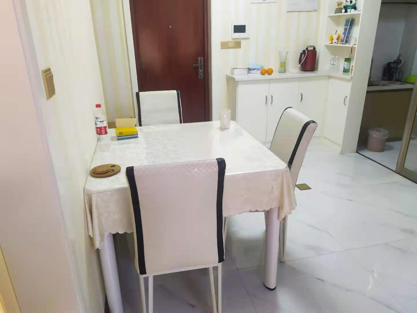 新城壹号3室2厅1卫100平79万新证