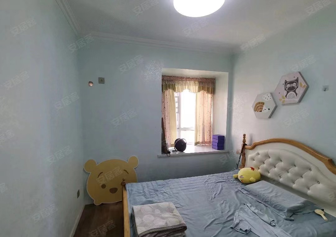 25，单价5100，洋房复式楼，南北双阳台，成色新，证件满2，视野超好