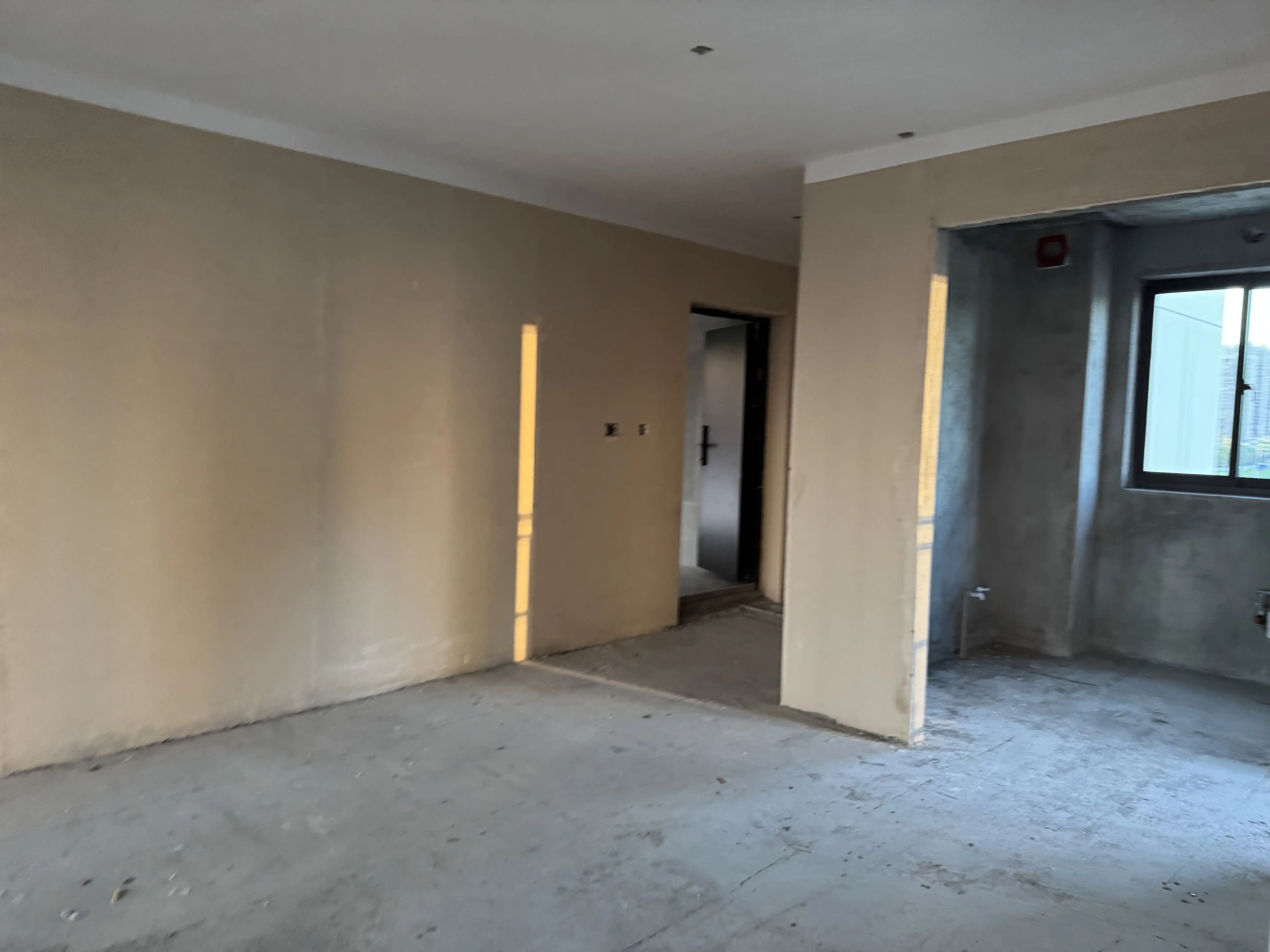 城南，吾悦广场，纯边户，现房，好楼层6楼，单价5900