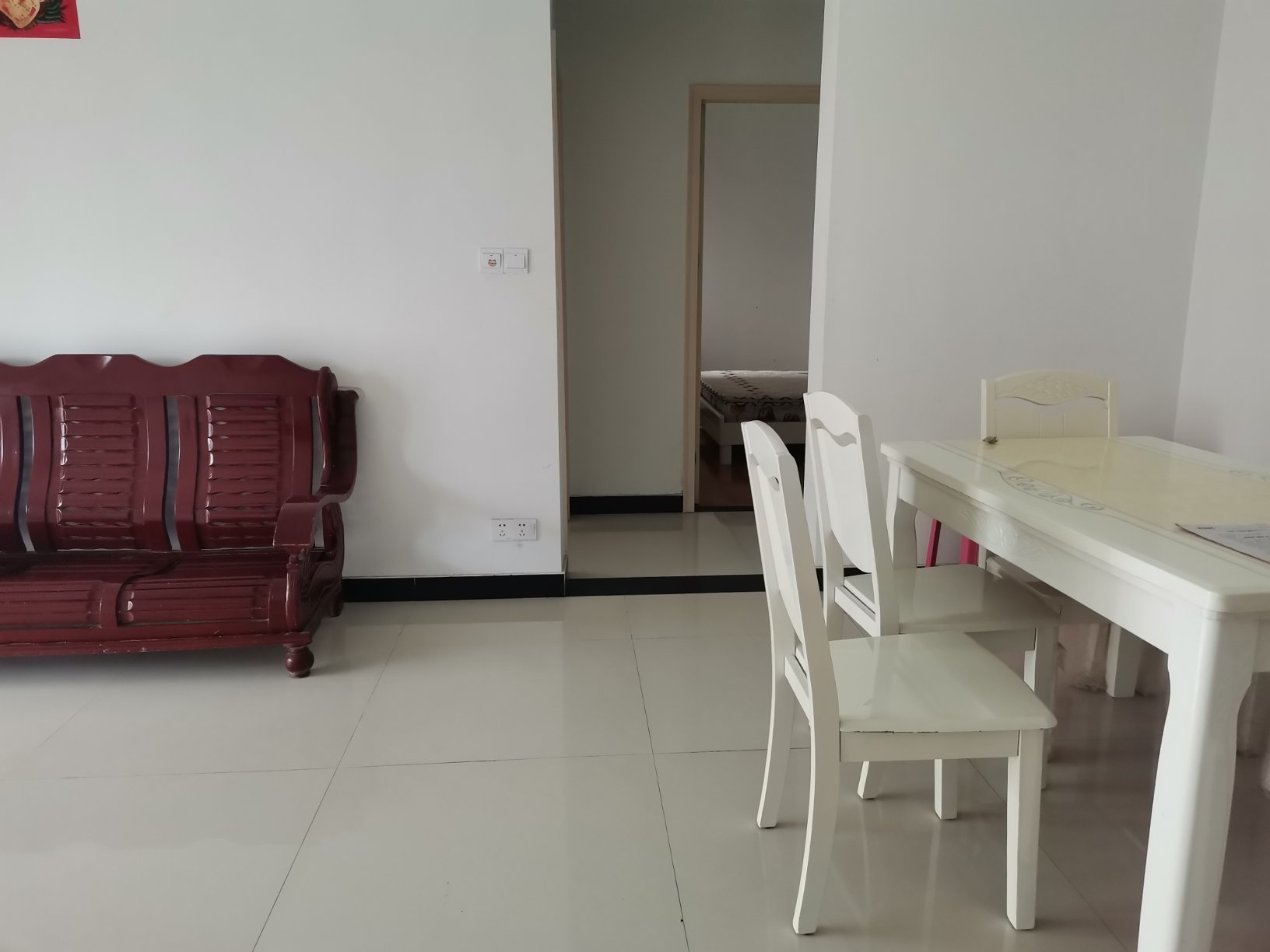 翰林公馆3室2厅2卫精装修家具家电全配优价出租！