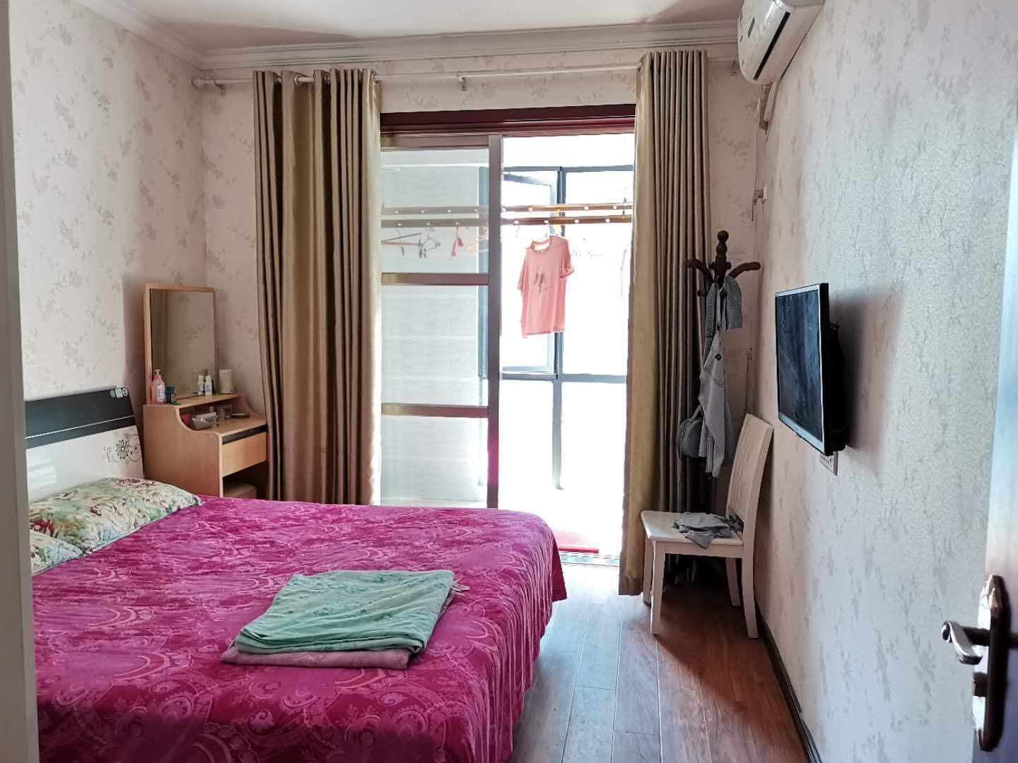 鸣宇尚城商城旁边读公立实验幼儿园实验 三中