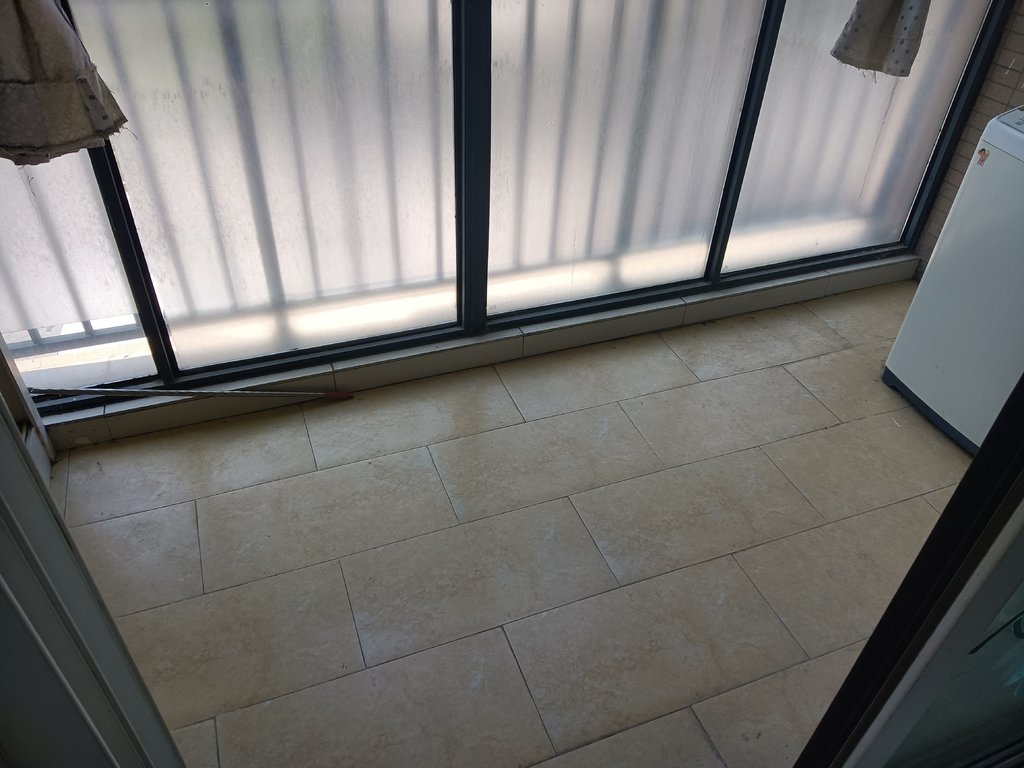 森林国际读书方便精装三房带露台但嫁5700看房方便拎包入住手慢无