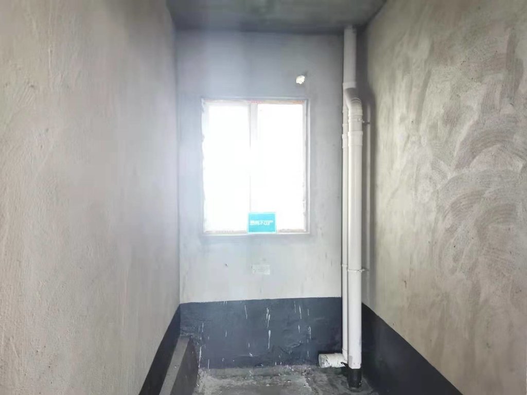 领秀城毛坯三房采光好户型正