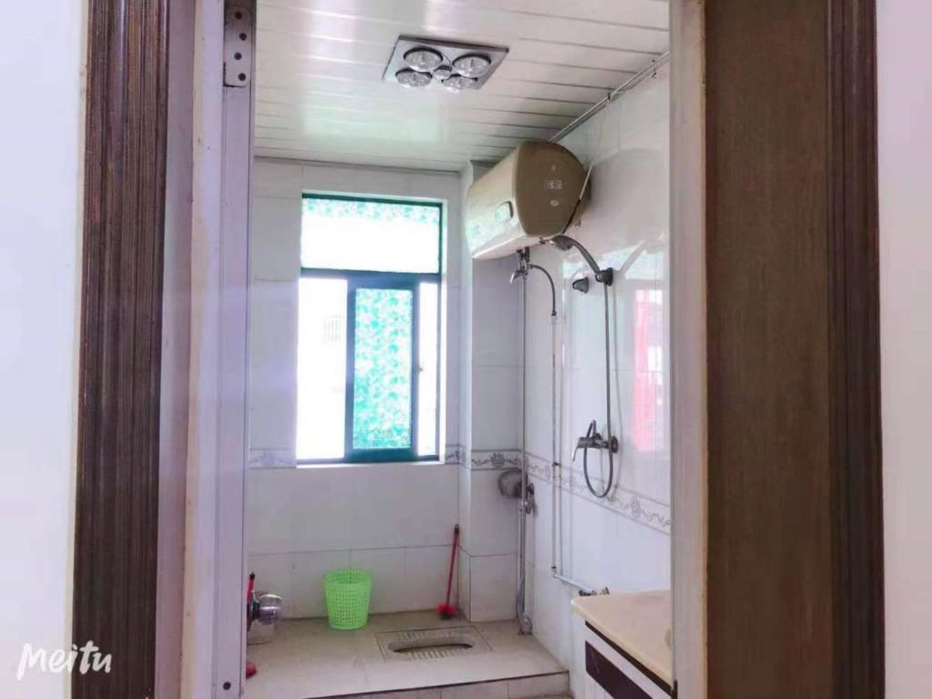 青青家园一期大平层楼顶好养花有钥匙 看房