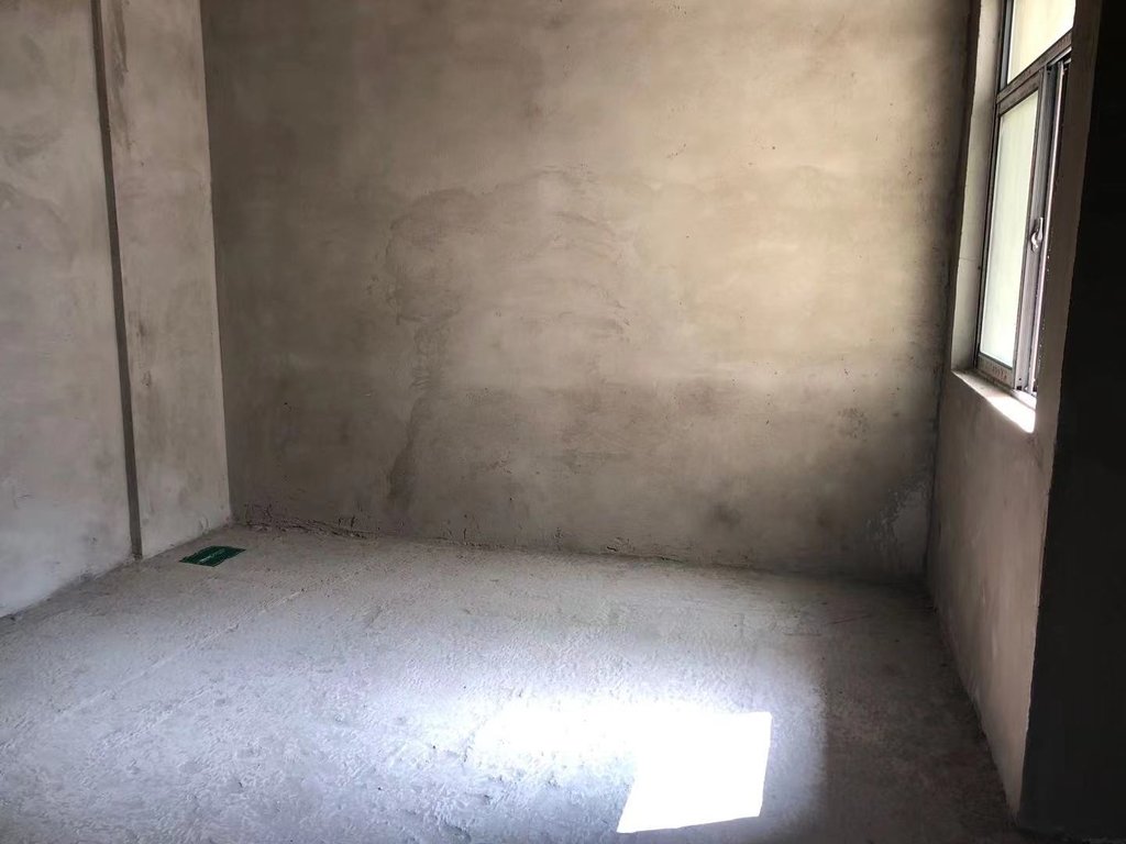 仙下河旁边康湾一品毛坯大两房视野开阔采光好