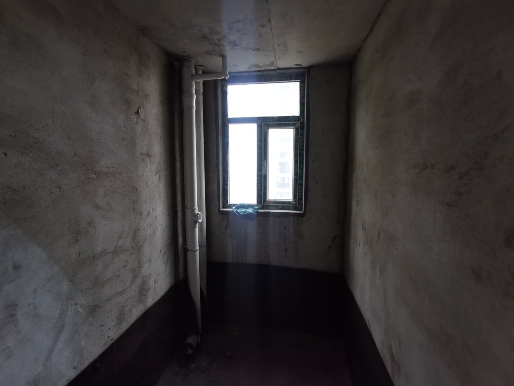 和合国际四期送入户花园来了稀缺资源好楼层看房方便赶紧联系我