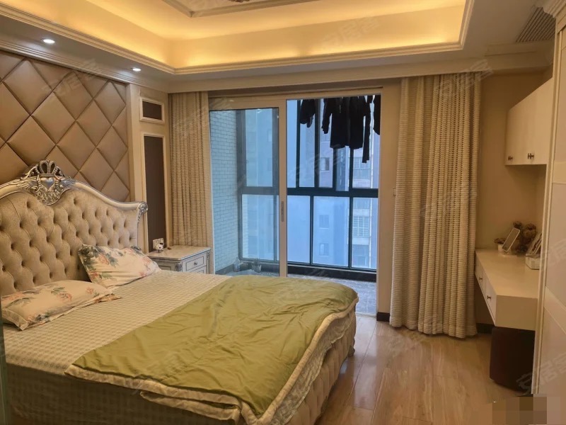 277，亏本急售，武商旁，浅水湾中央公园，精装三房，电梯小高层9楼