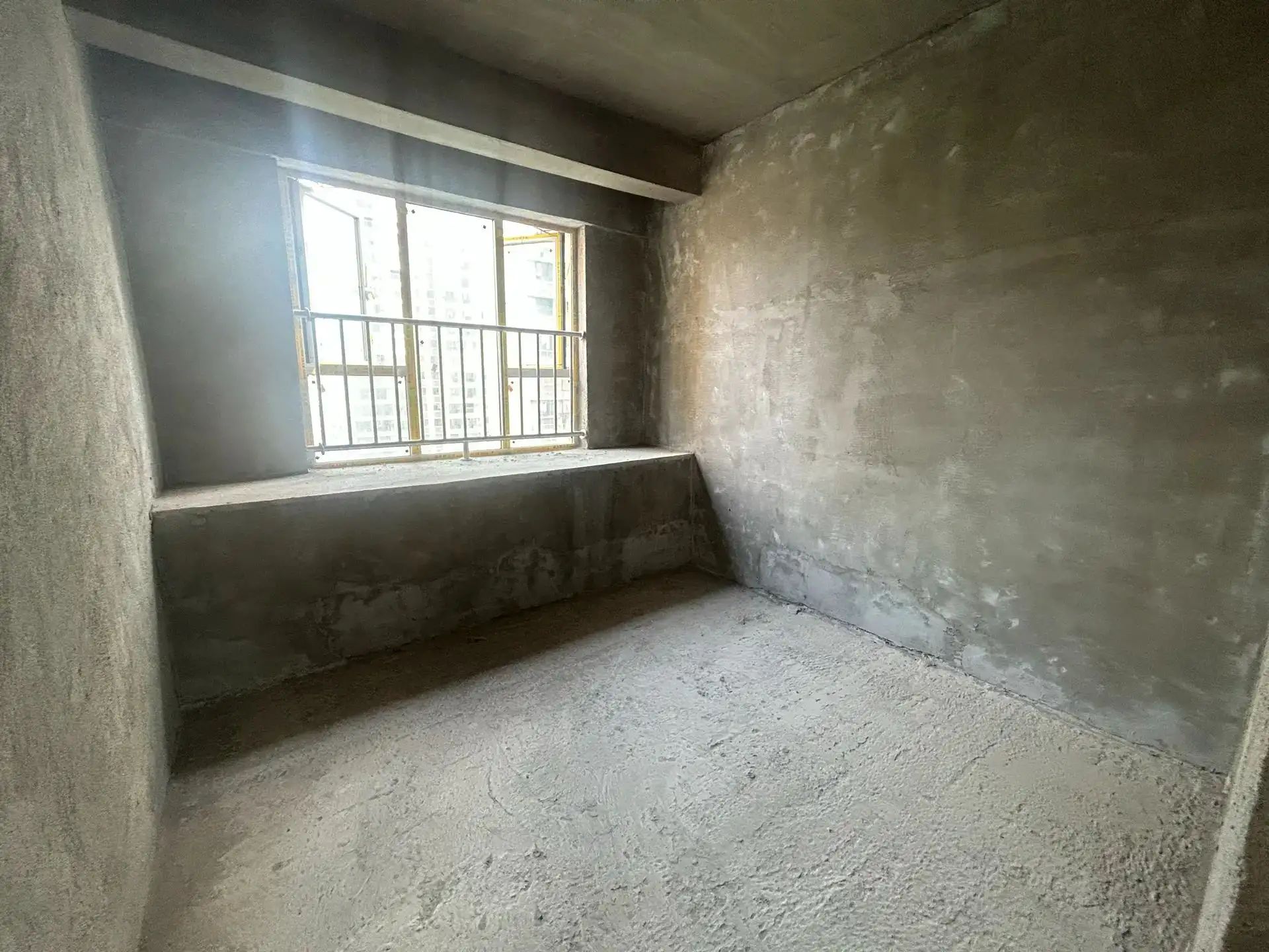 城南，朝阳丽景，新小区，边户，南北通透，好楼层，