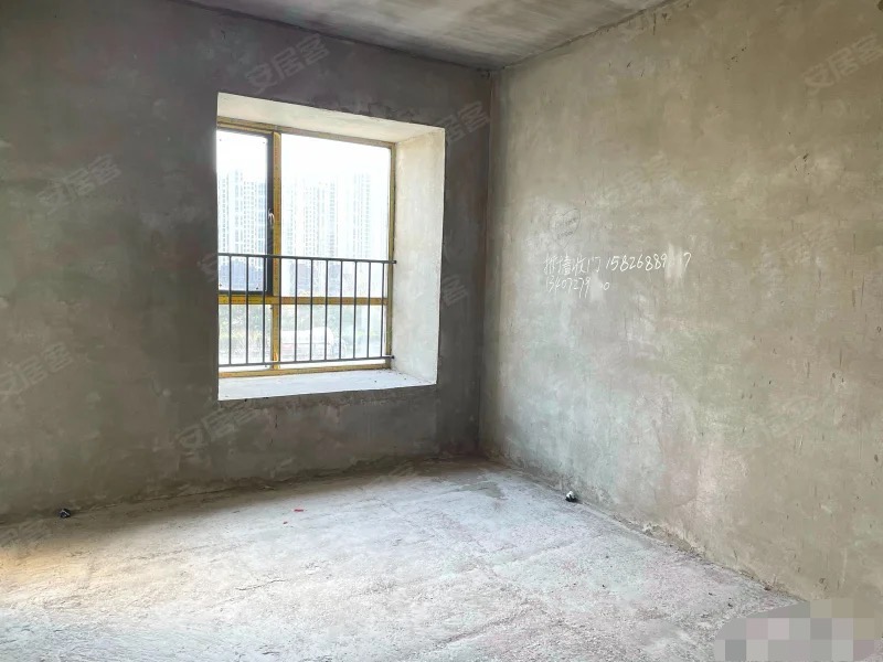 392，大‬捡漏，​元泰C区，单价3803，一口价50万，沔‬阳‮学小‬和新‬三中，南北通透，大三房