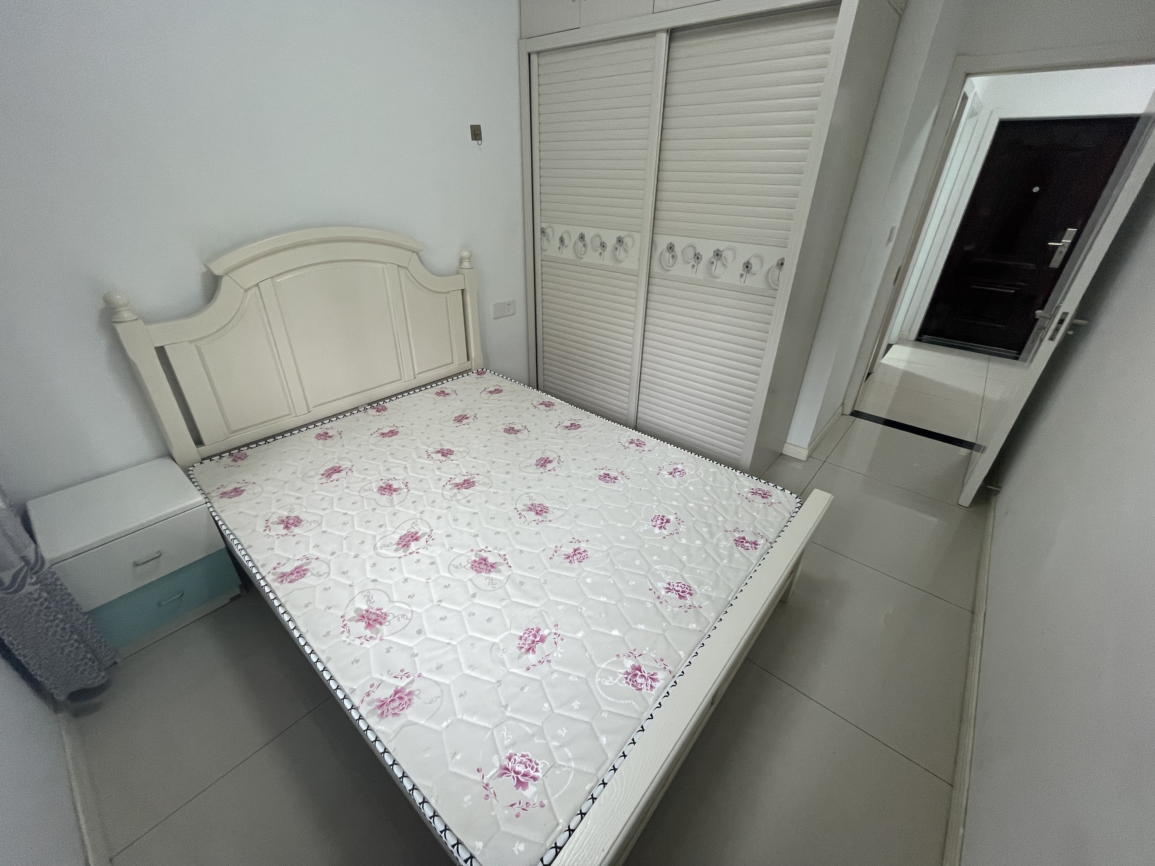 荣怀带装修小两房证件在手方便看房家电齐全