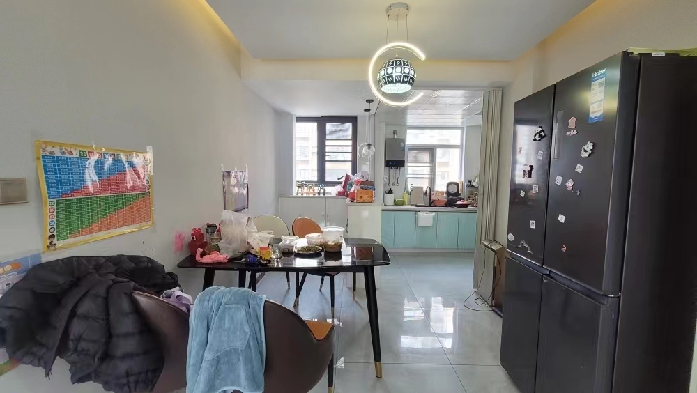 沔阳公馆电梯小高层一梯两户采光好装修成色新公摊小