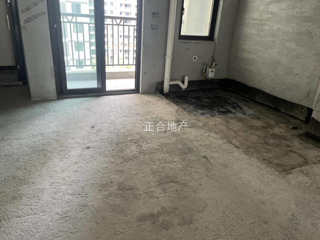 降价了，锦绣江山望府，好楼层，东边户，送车位，双阳台，三开间朝南，视野好