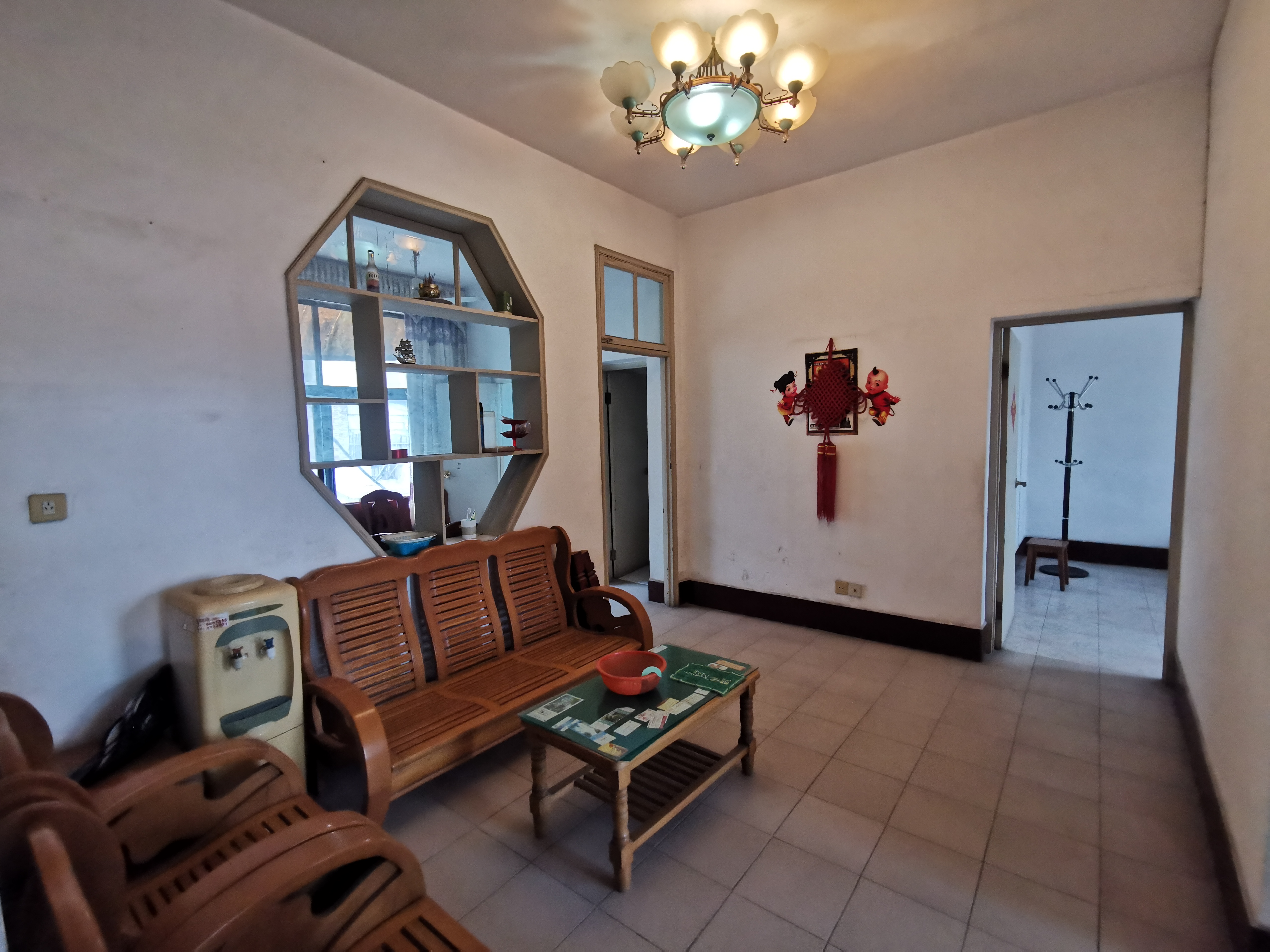 东区车站旁卫计委宿舍大三房格局好无遮挡实际面积100多平看房有钥匙