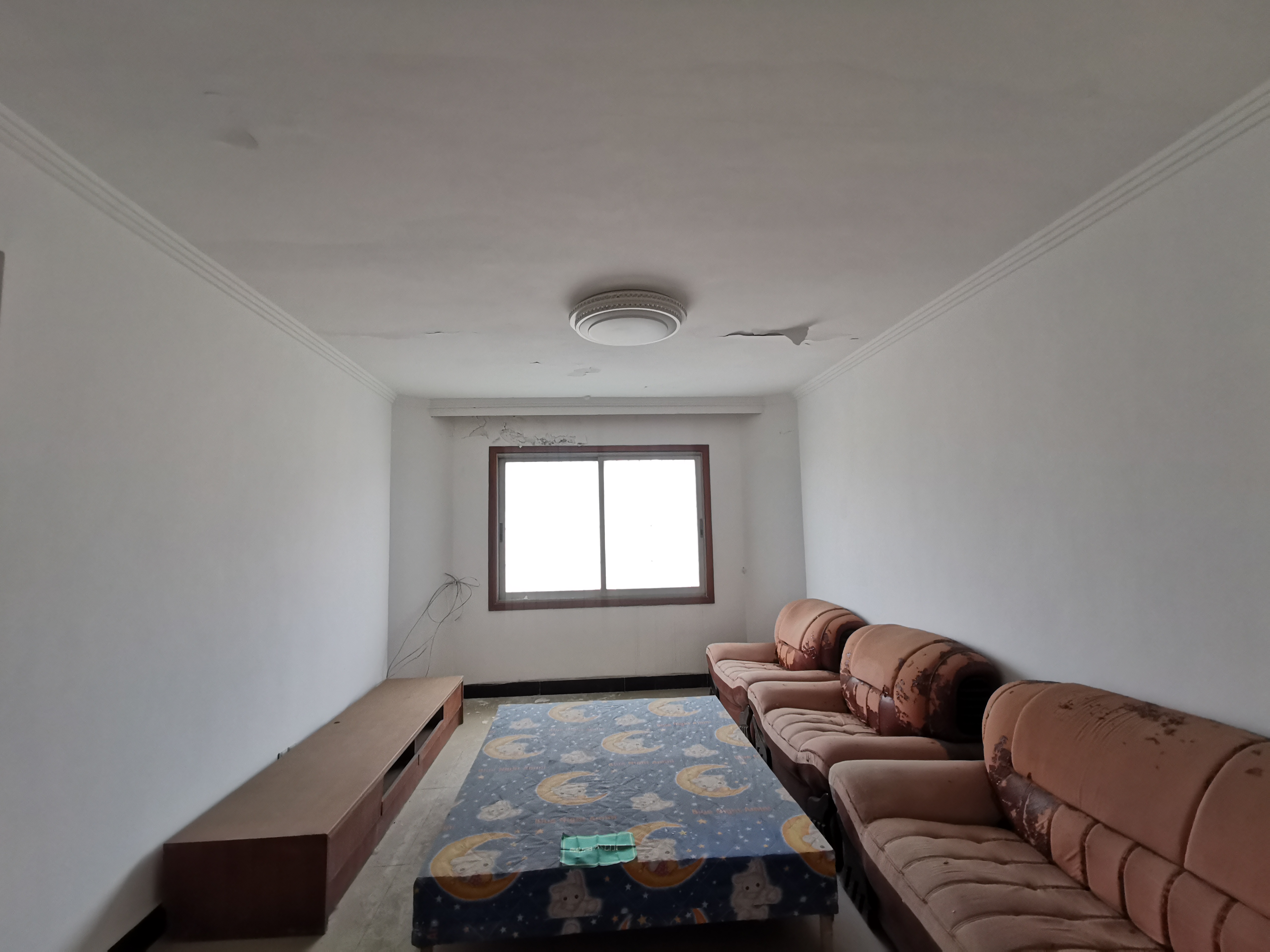 德政园普装大三房 南北通透 非常便宜 随时看房