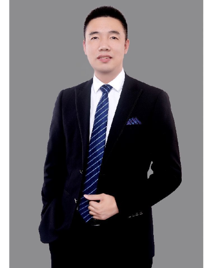 龚世雄正合地产福星城店