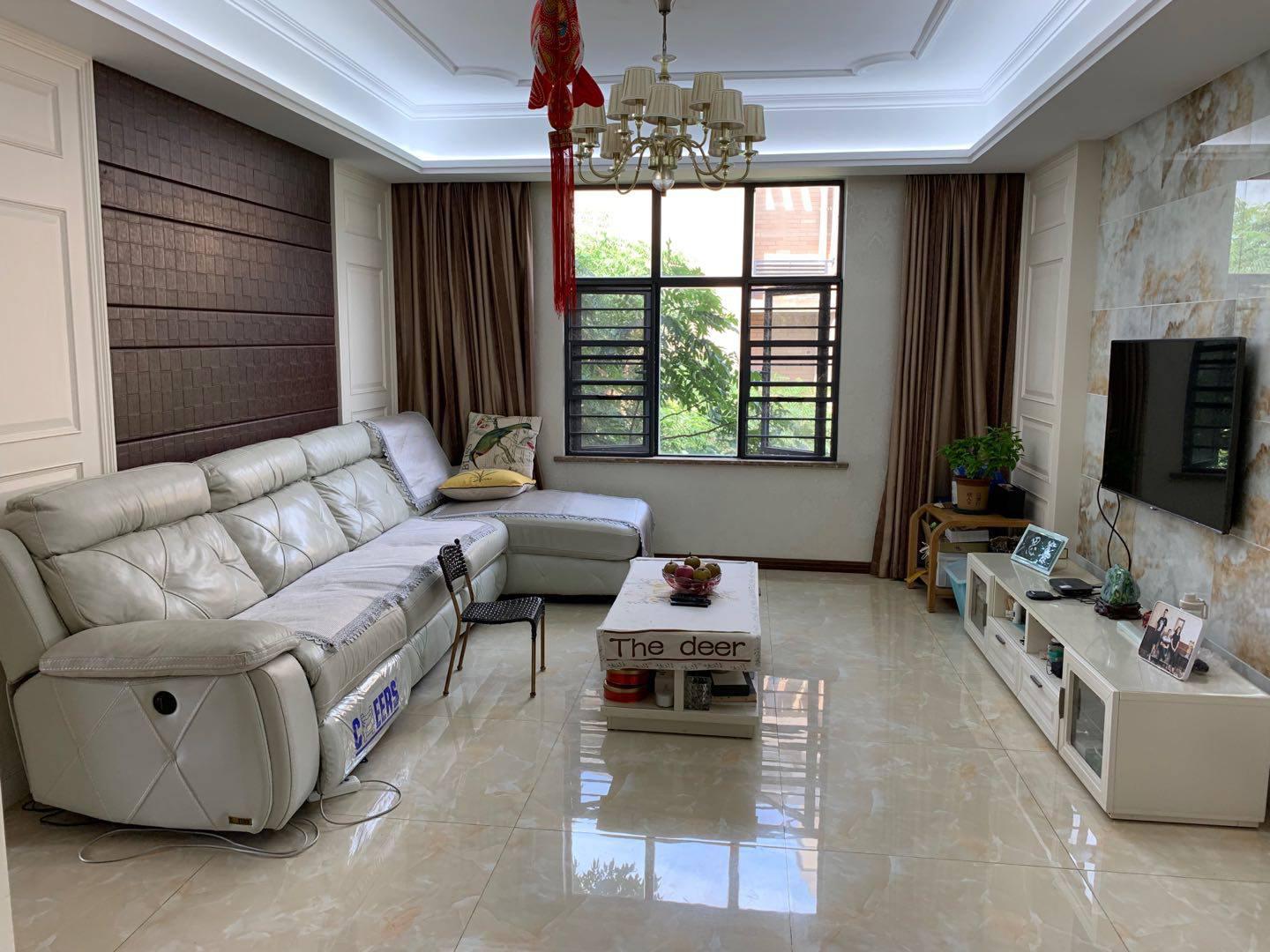 绿地华庭豪华装修210平复试花园洋房