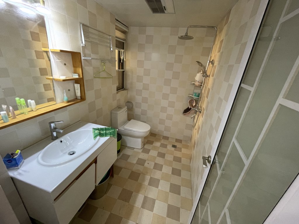 御台公馆精装修三房带全屋家电小区环境好老证