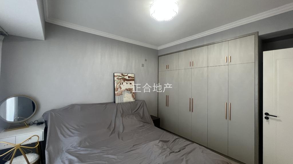 业主诚心卖！看中可谈！