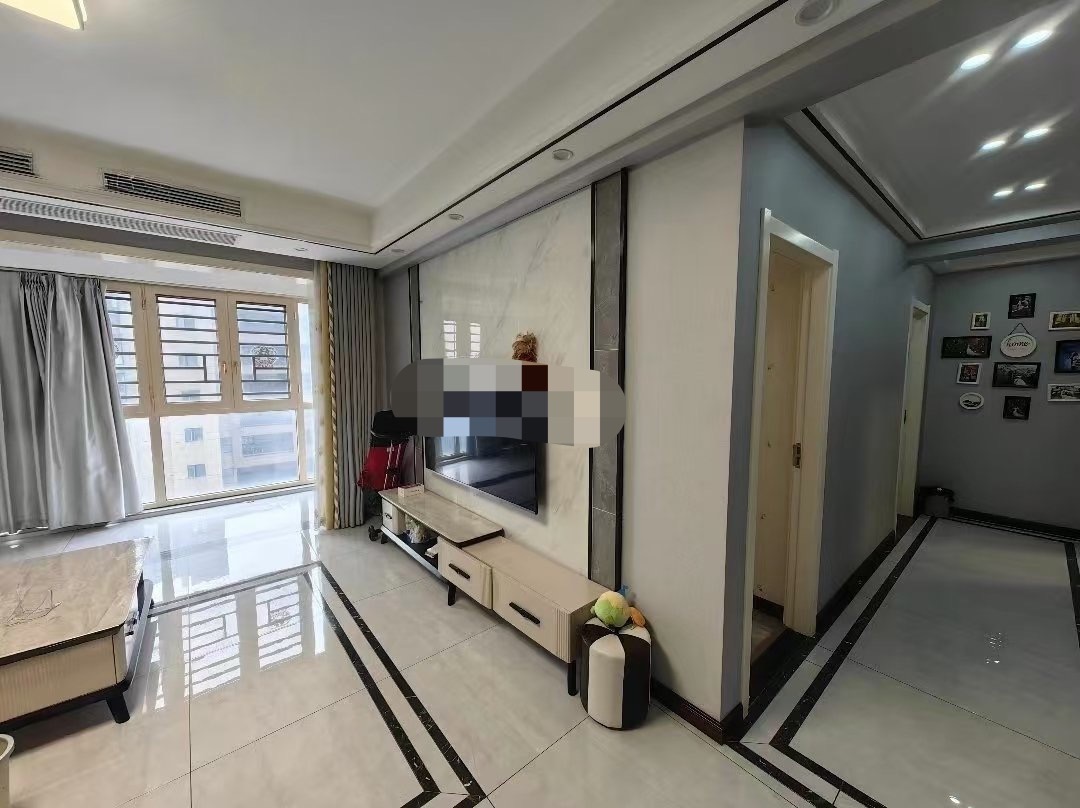 捡漏，元泰未来城C区，精装三房两卫，单价5千多，楼层好，视野采光好，